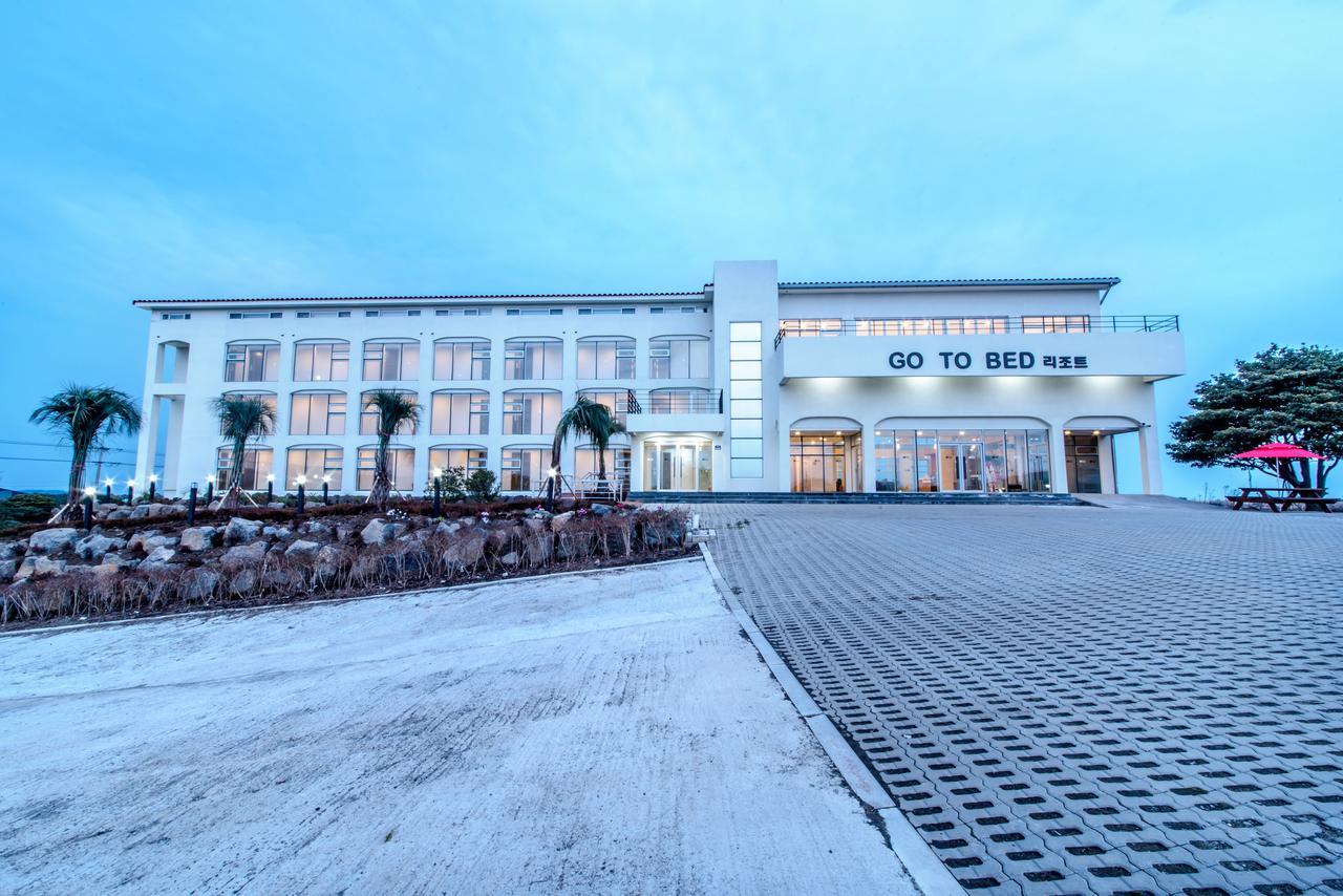 Go To Bed Resort Szogüpho Kültér fotó